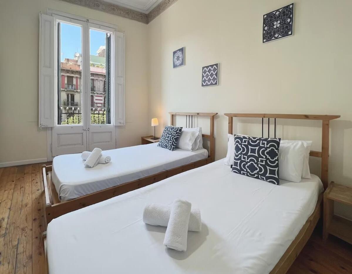 Paseo St Joan Classic 4Bd For 10 Guests Appartement Barcelona Buitenkant foto